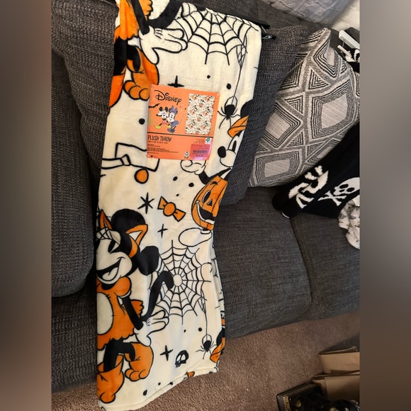 Disney Halloween Throw Blanket